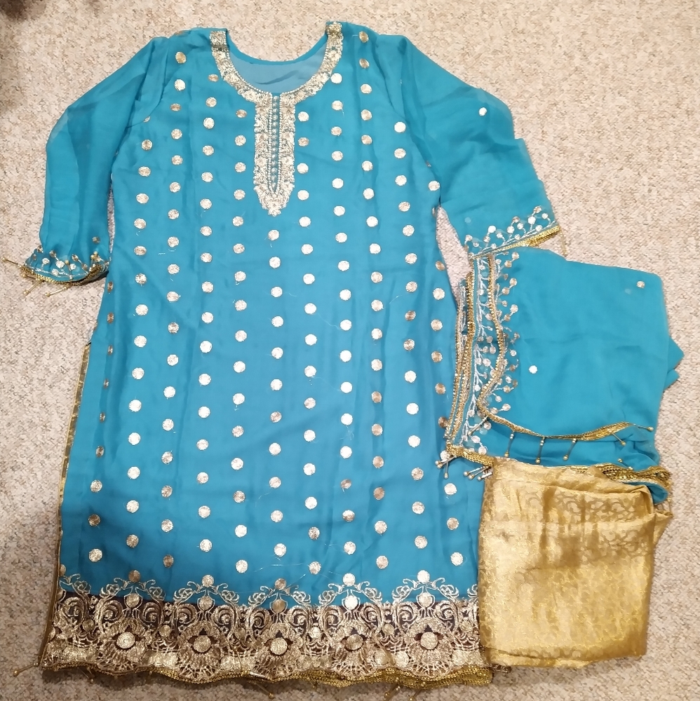 Party wear